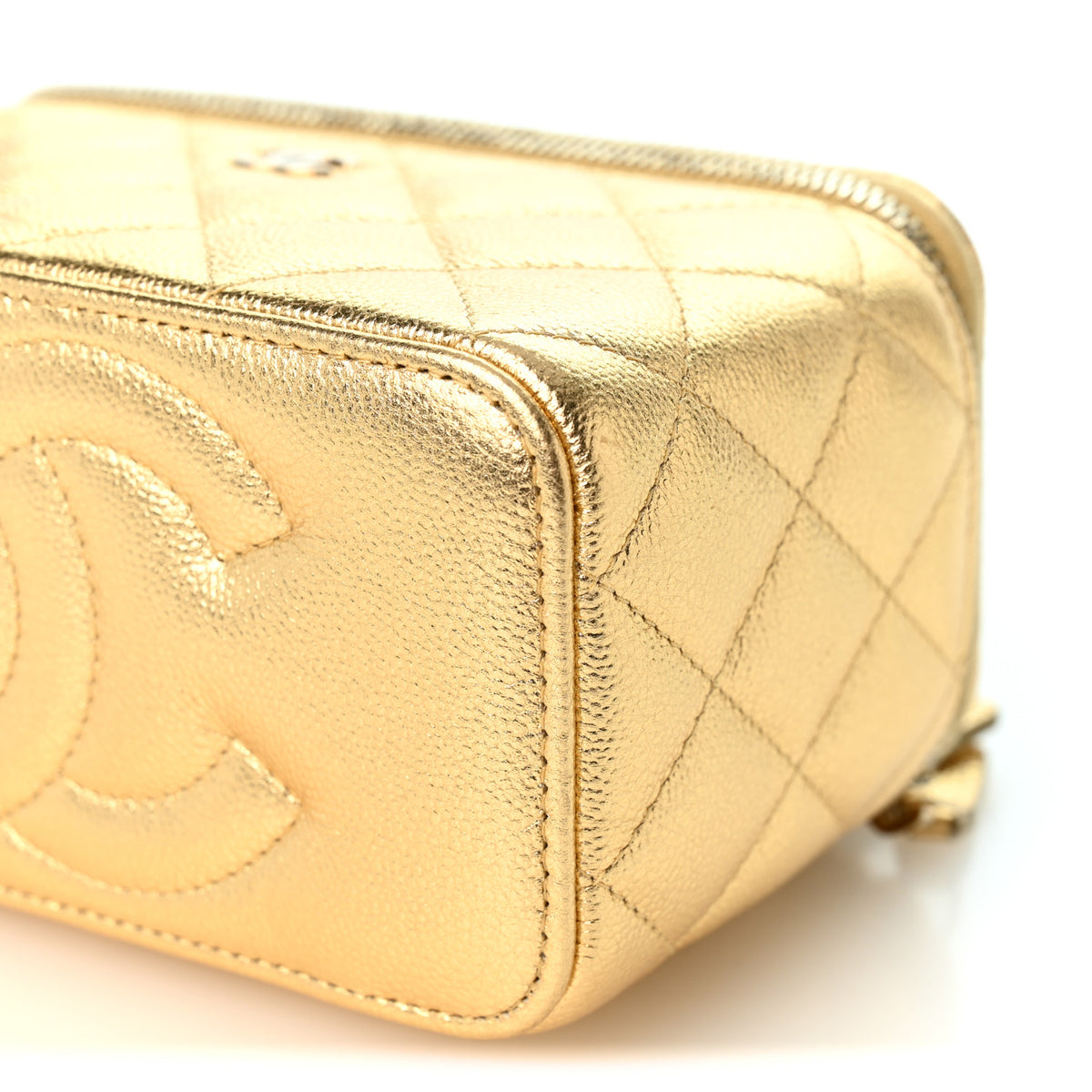 Metallic Caviar Quilted Small Vanity Case With Chain Gold