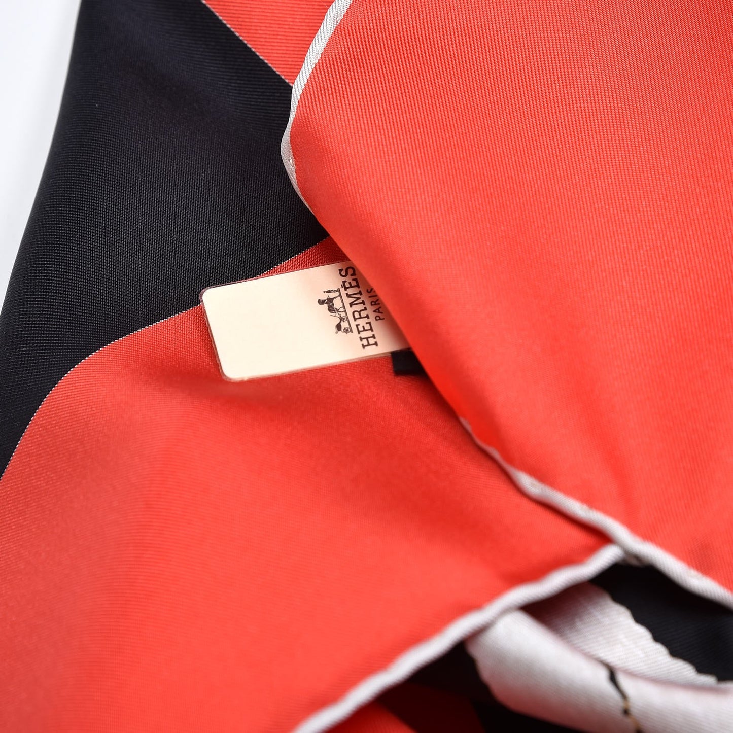 Silk Brides De Gala Brode Scarf 90 Rouge Vif Noir Creme