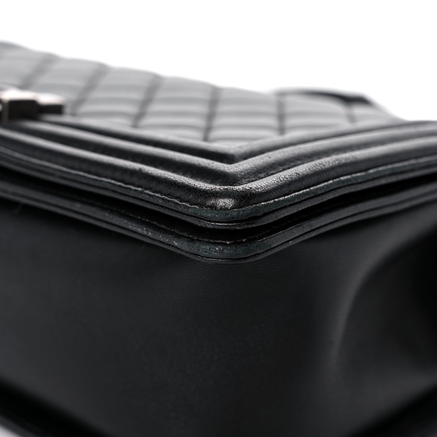 Lambskin Quilted Medium Boy Flap Black