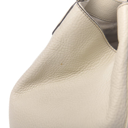 Gucci Pebbled Calfskin Medium Soho Shoulder Bag Off White 15 of 18