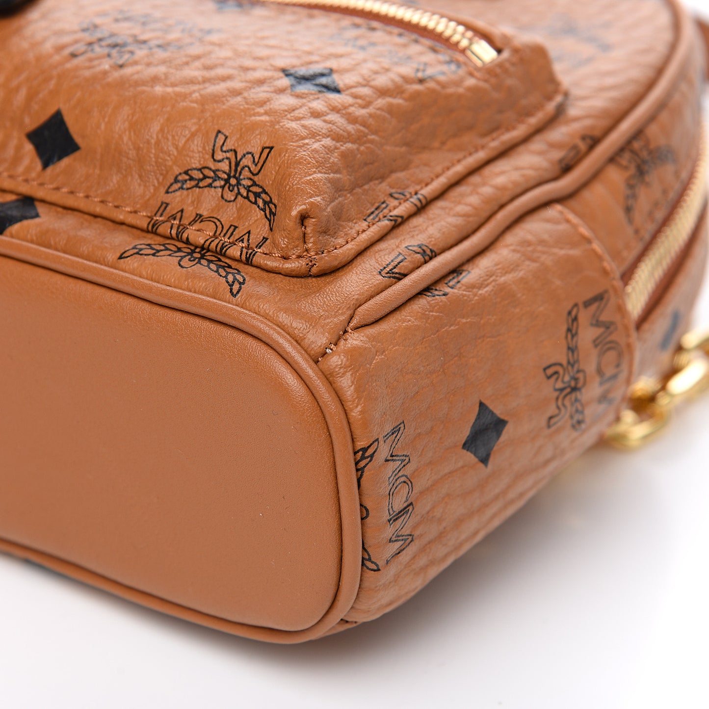 Visetos Mini Backpack Crossbody Bag Cognac