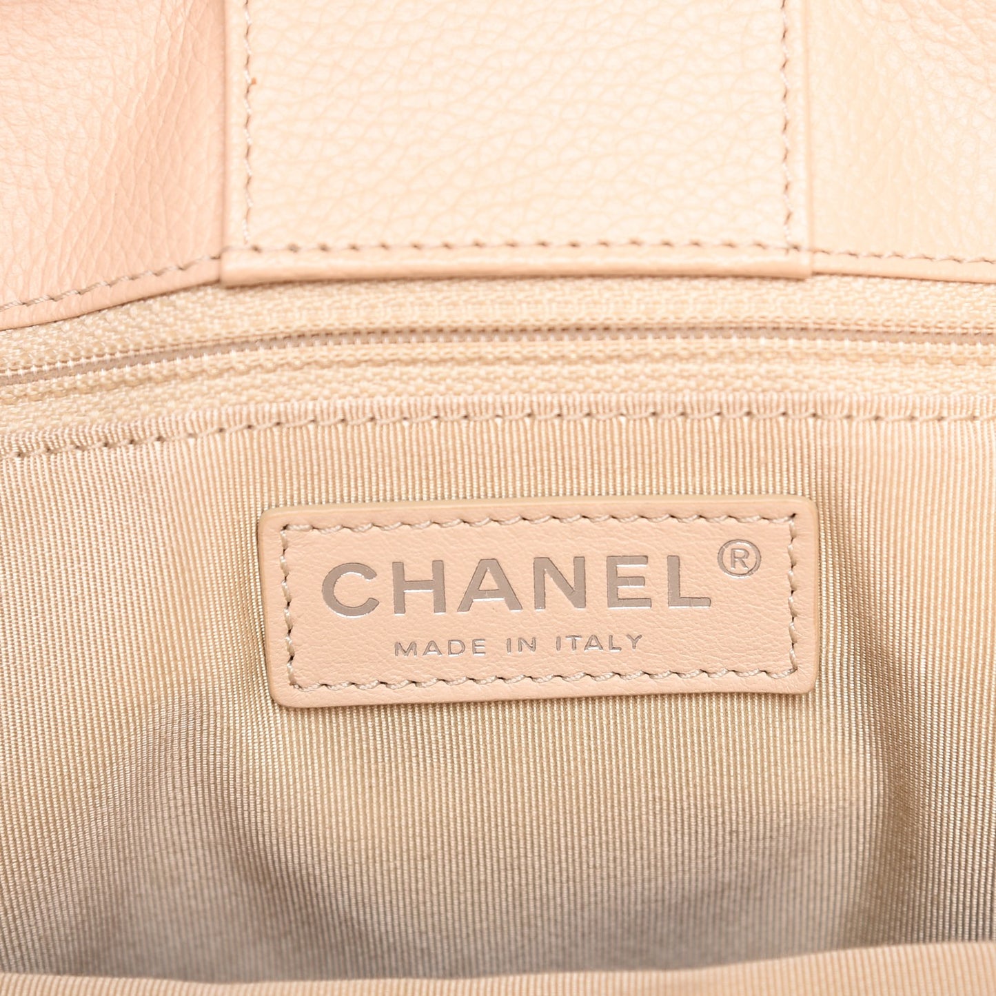 Calfskin Cerf Executive Shopper Tote Beige Clair