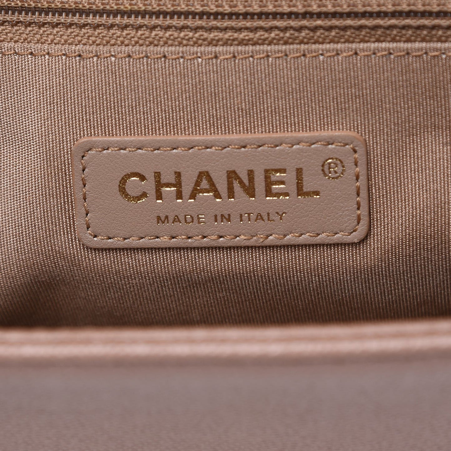Caviar Chevron Quilted New Medium Boy Flap Light Brown