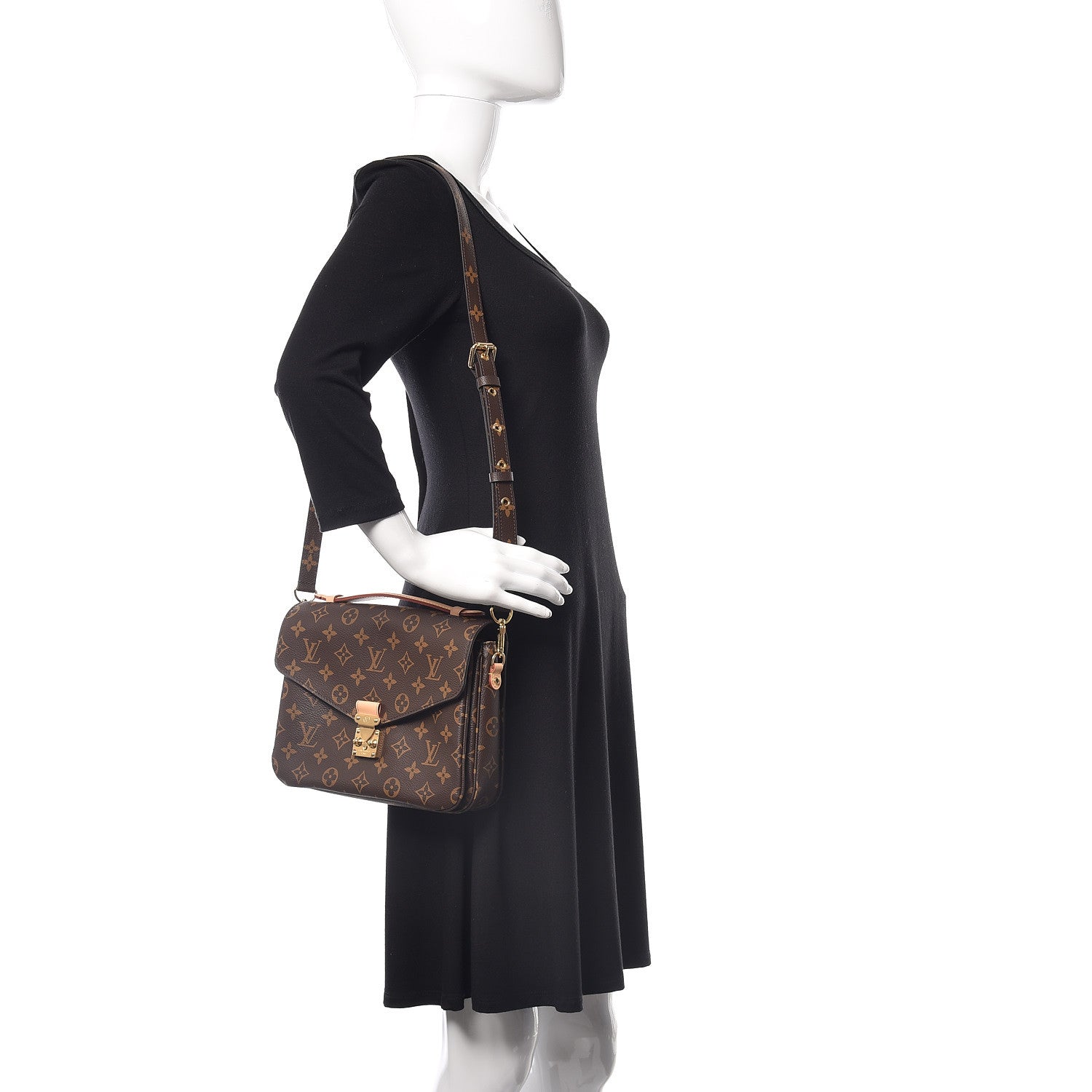 Louis Vuitton Monogram Pochette Metis 2 of 10