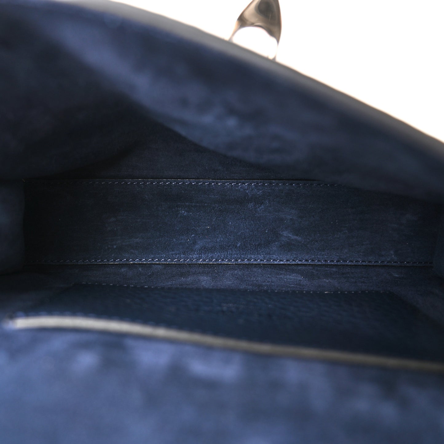 Pebbled Calfskin Medium Rockstud Flip Lock Crossbody Bag Navy