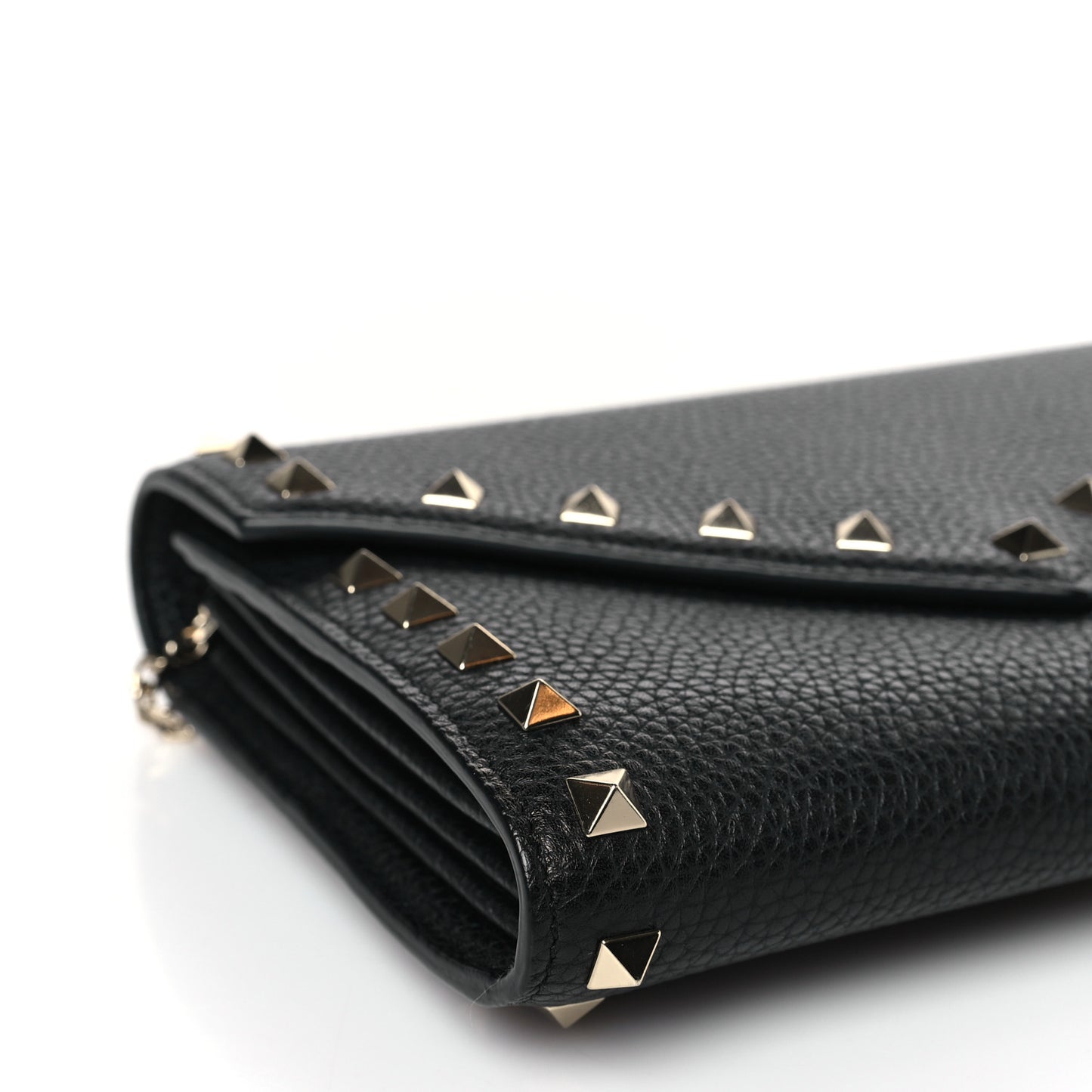 Pebbled Calfskin Rockstud Envelope Wallet On Chain Black