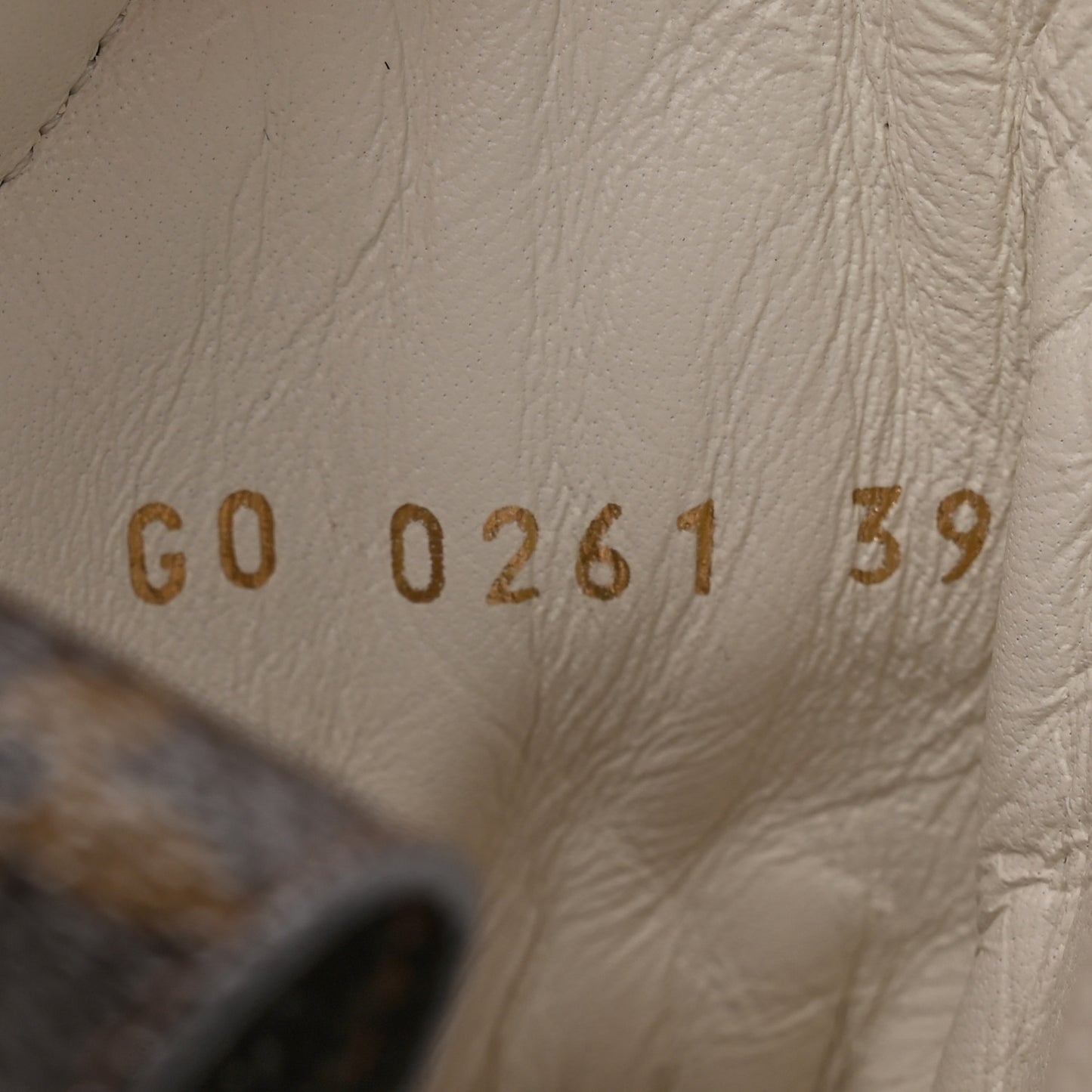 Monogram Calfskin LV Archlight Sneakers 39 White