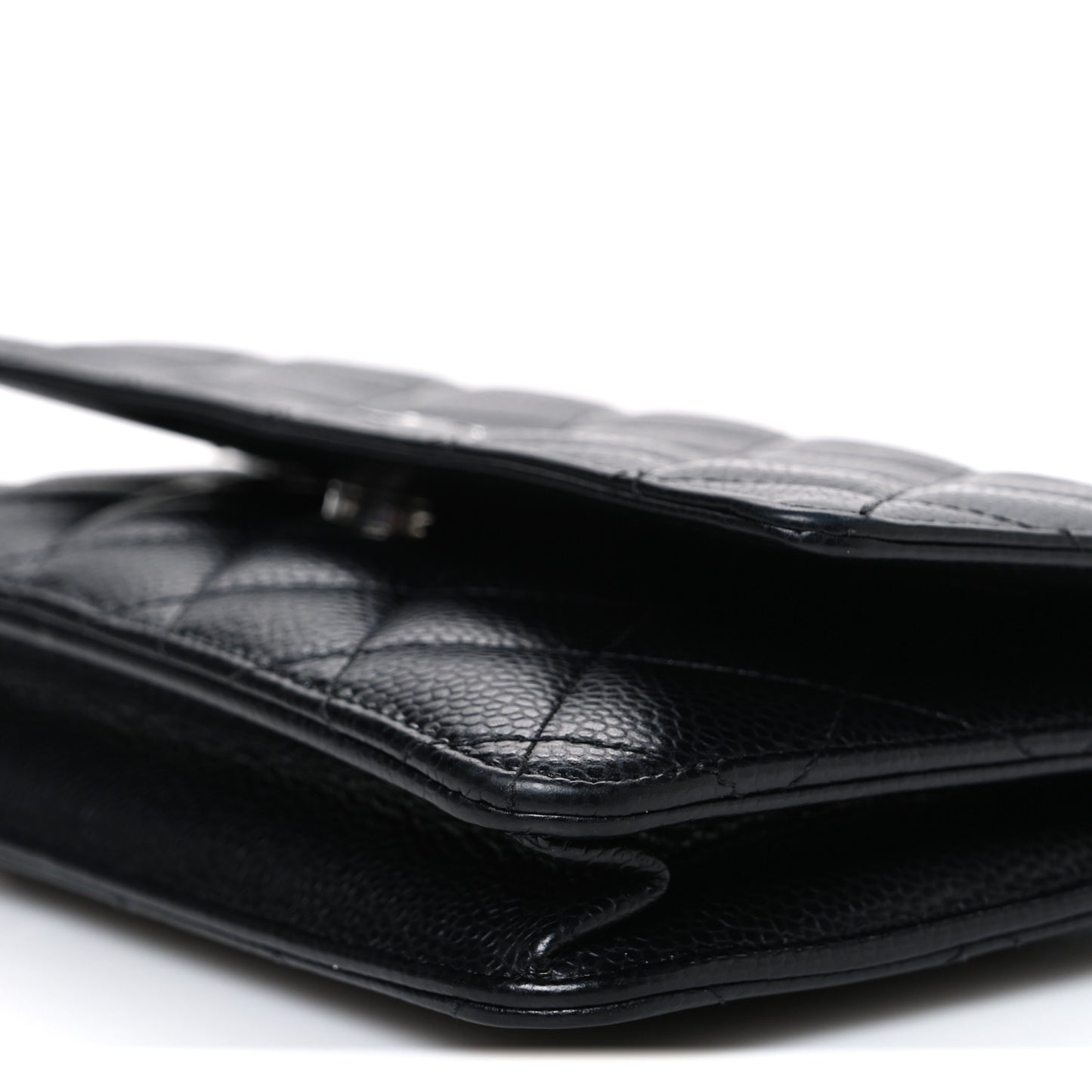 Caviar Quilted Wallet on Chain WOC Black