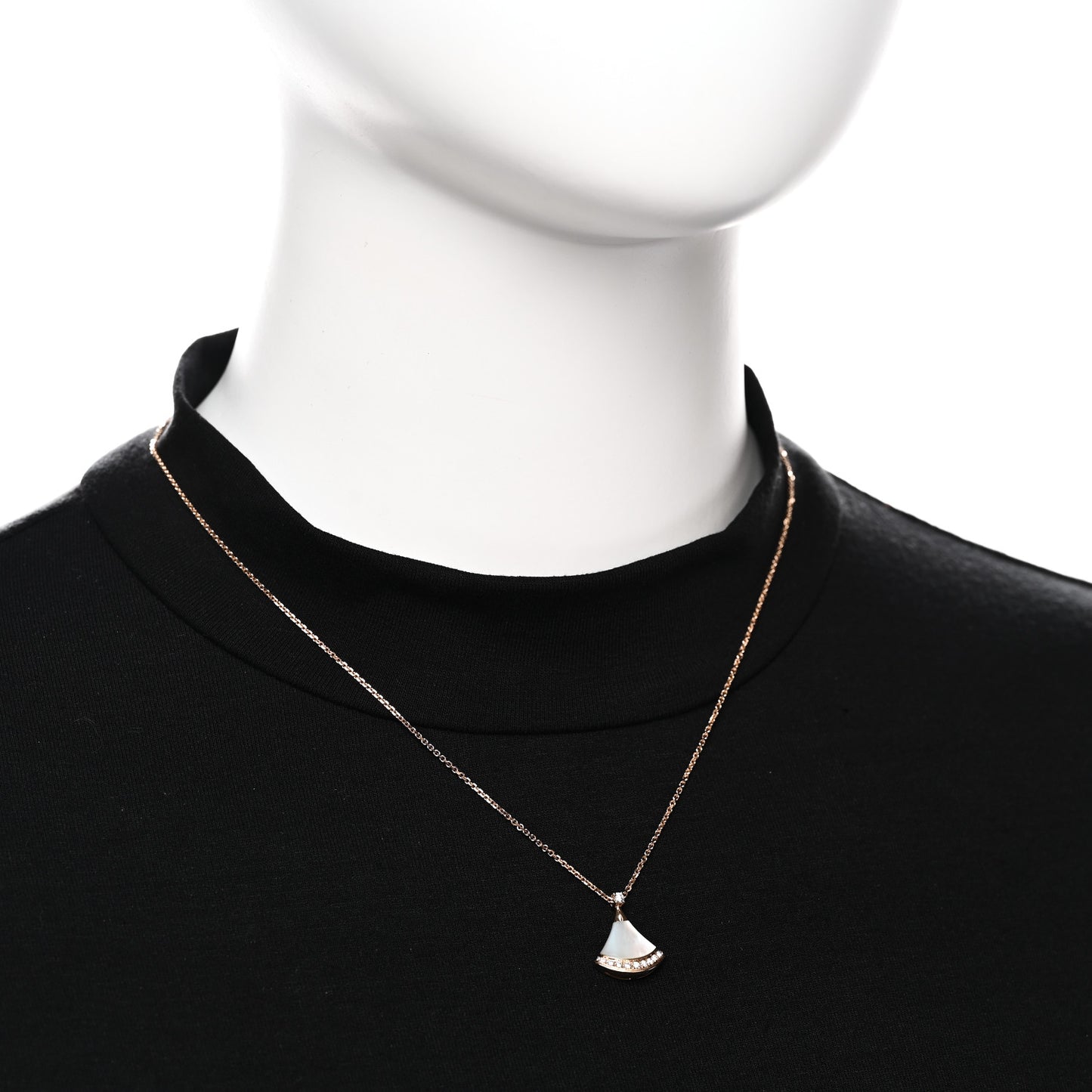 18K Rose Gold Diamond Mother of Pearl Divas' Dream Pave Pendant Necklace
