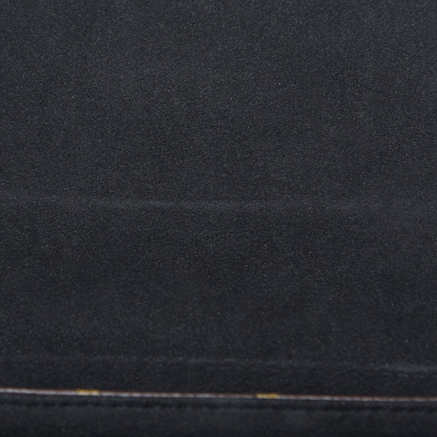 Monogram Locky BB Black