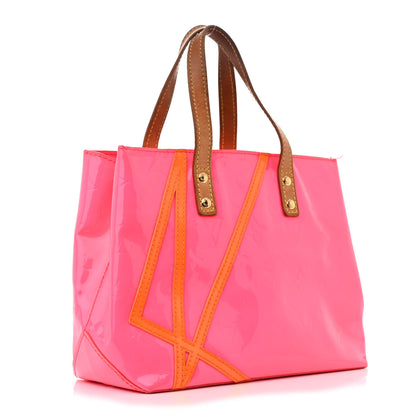 Louis Vuitton Vernis Fluo Reade PM Rose 3 of 14