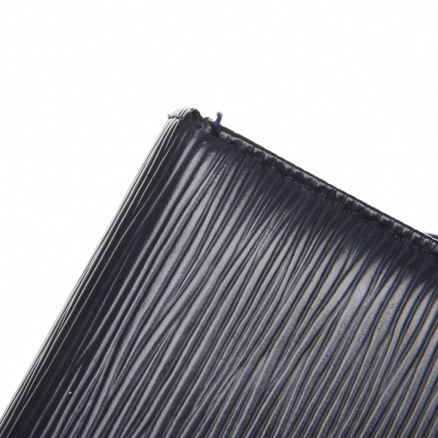 Epi Porte Tresor International Wallet Black