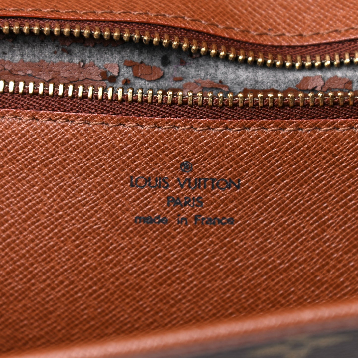 Monogram Pochette Bordeaux