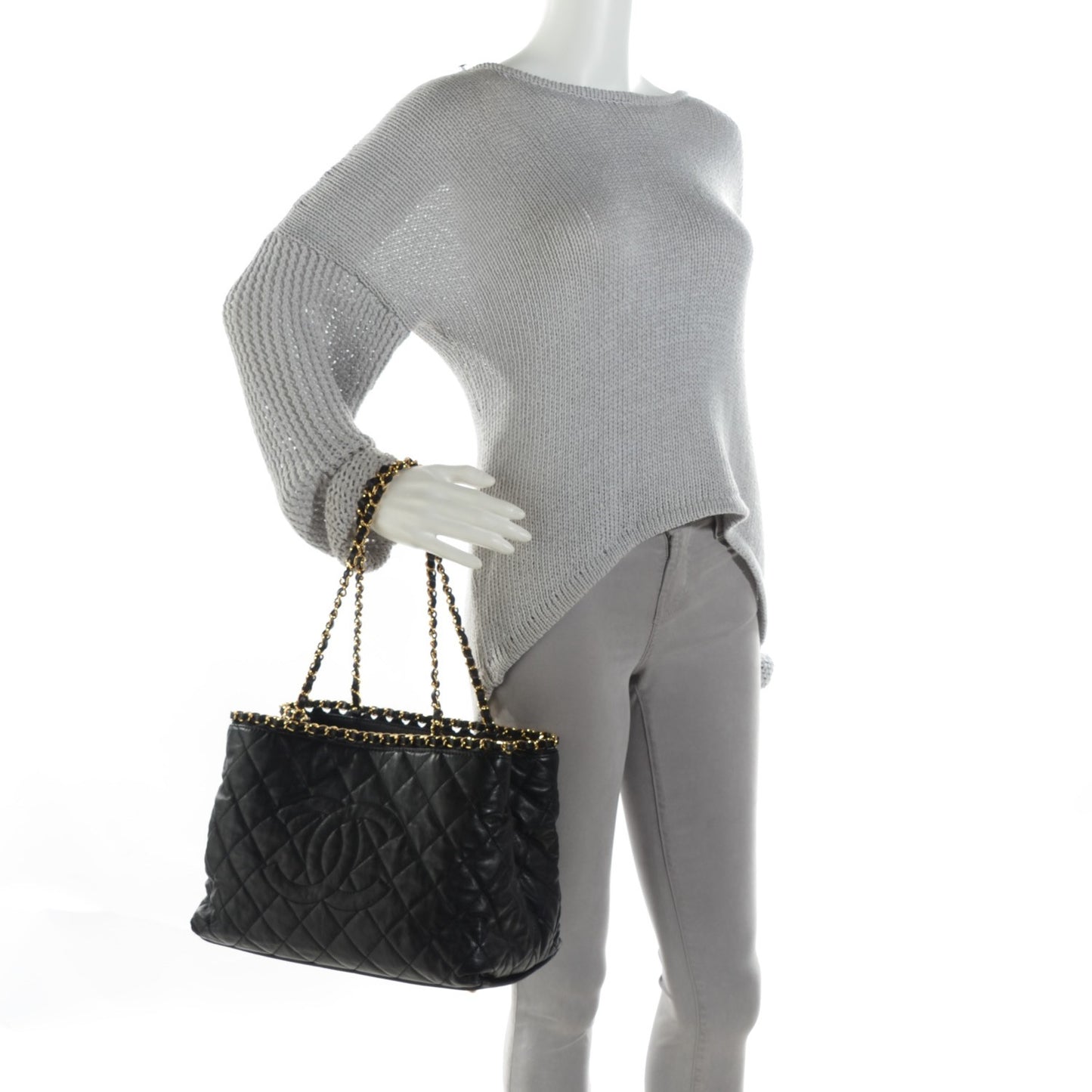 Calfskin Small Chain Me Tote Black