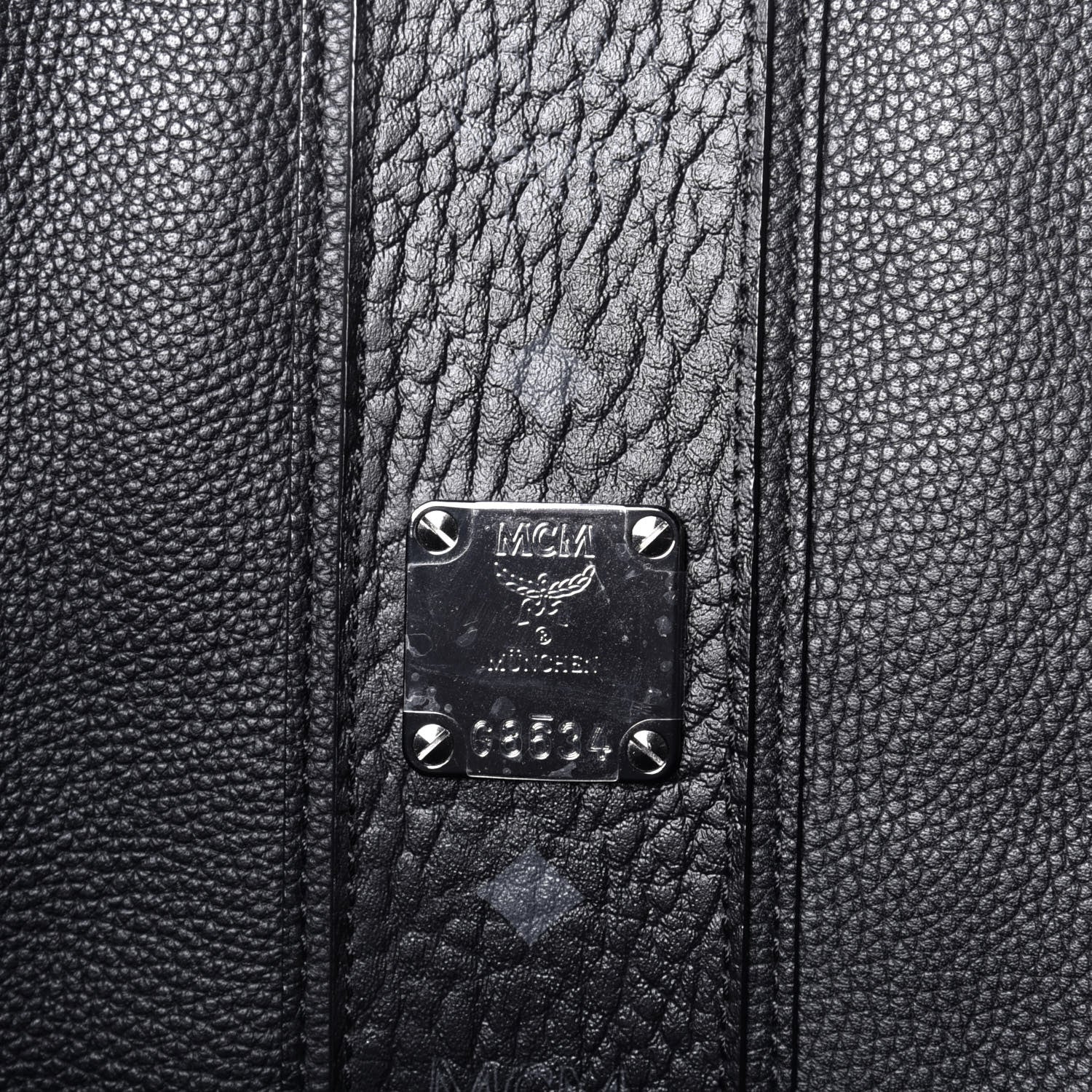 MCM Grained Calfskin Visetos Medium Liz Reversible Shopper Tote Black 12 of 16