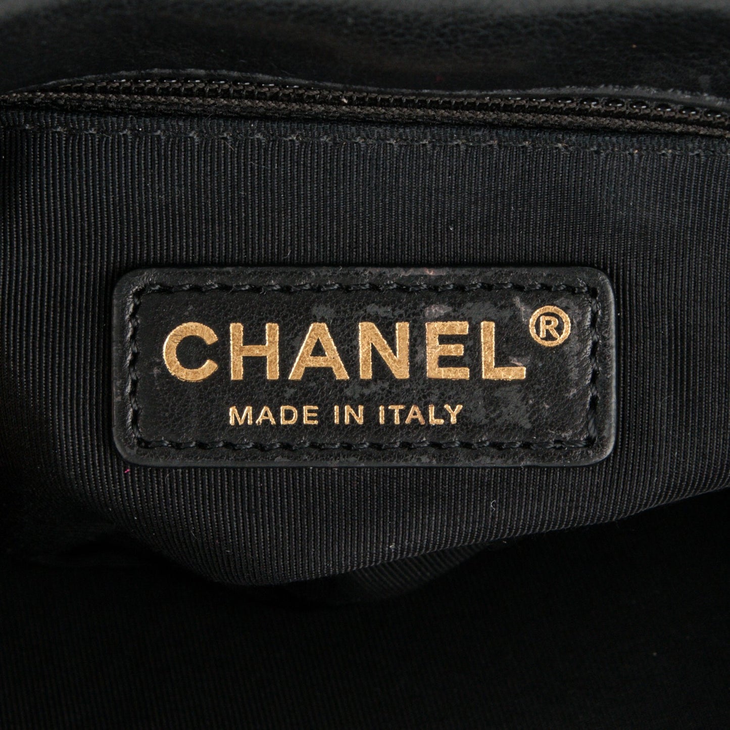 Calfskin Quilted Medium Chain Me Flap Black