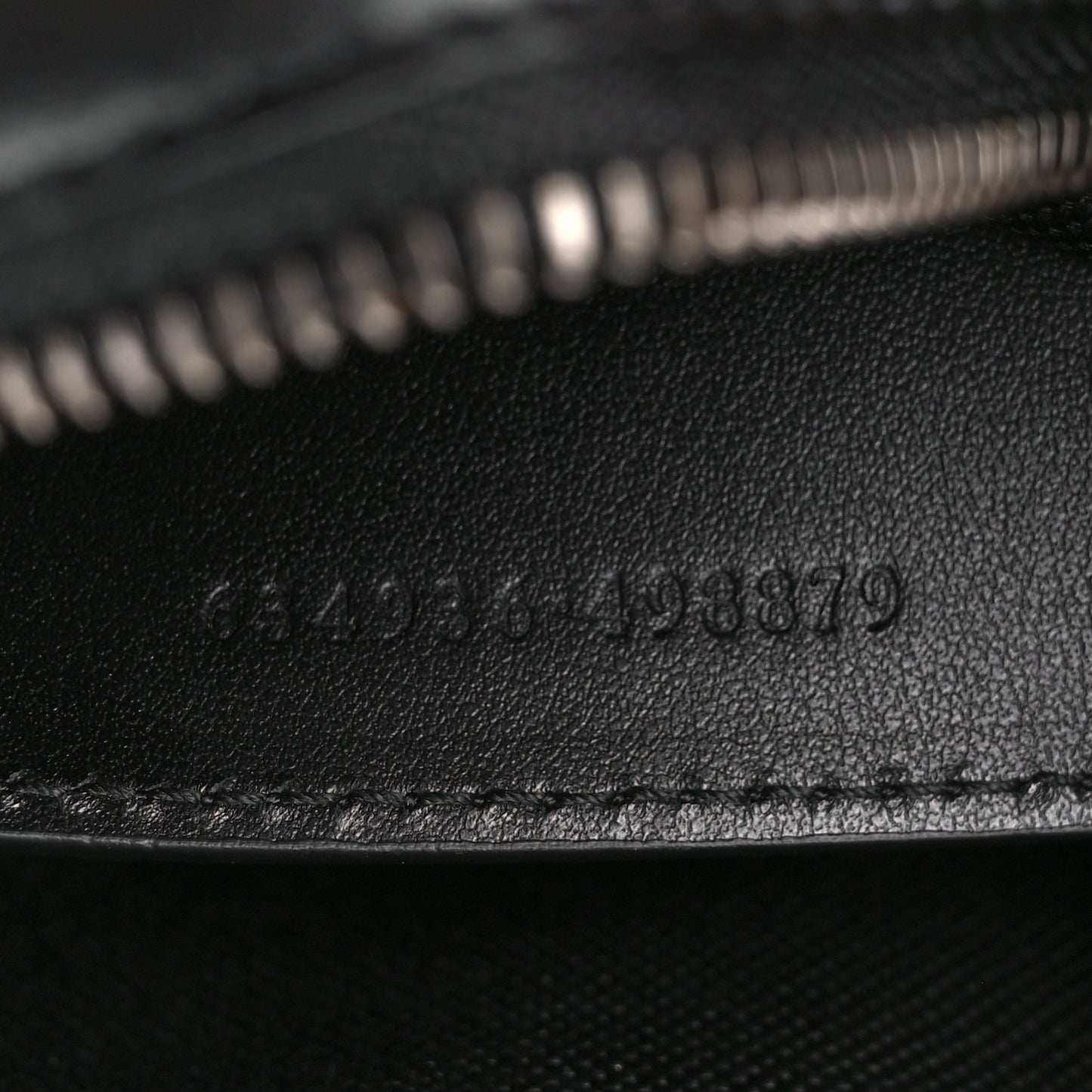 Calfskin Matelasse Monochrome Mini GG Marmont Chain Shoulder Bag Black