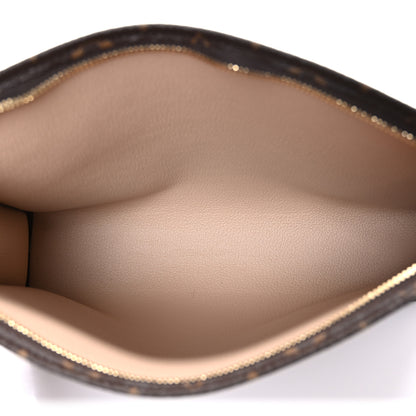Louis Vuitton Monogram Toiletry Pouch 26 5 of 7