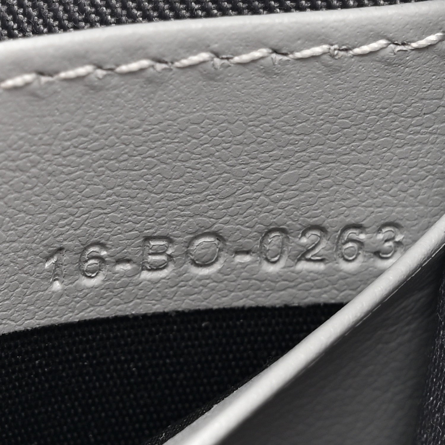 Christian Dior Coated Canvas CD Diamond Messenger Pouch Grey 9 of 14