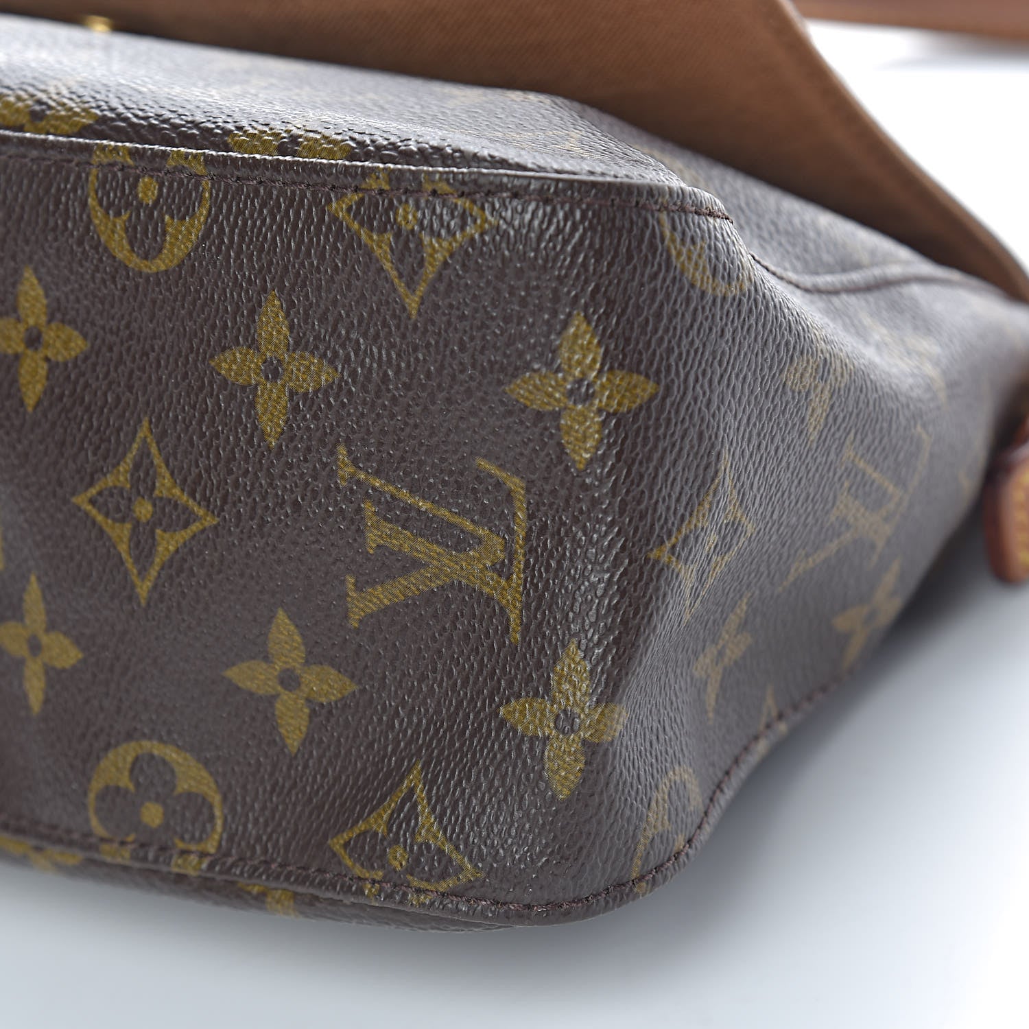 Louis Vuitton Monogram Mini Looping 16 of 17