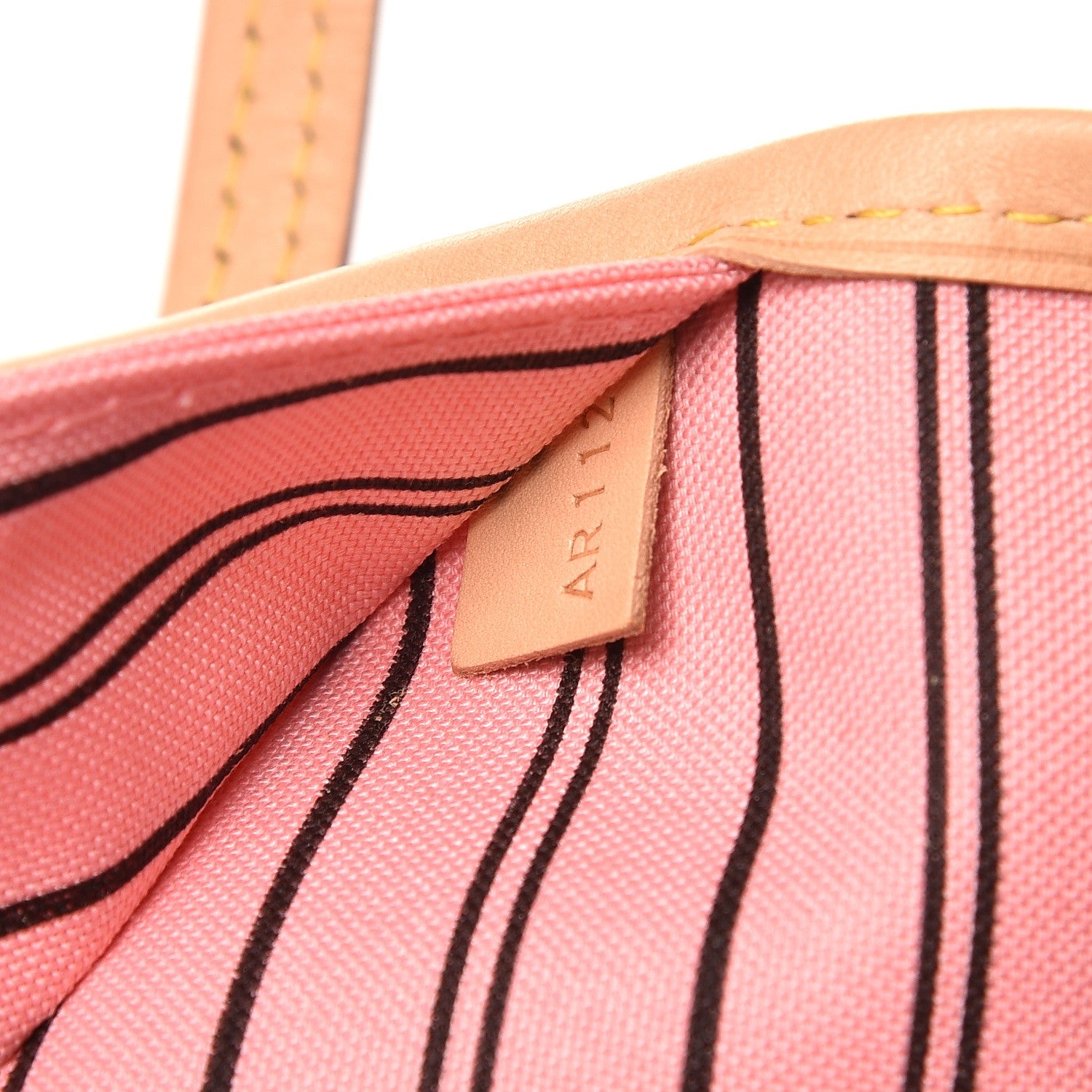 Louis Vuitton Monogram Jungle Dots Neo Neverfull MM Sugar Pink Poppy 8 of 8