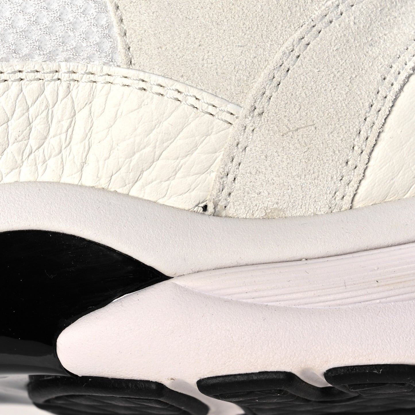 Mesh Suede Calfskin Grained Calfskin Womens CC Sneakers 39 White Black
