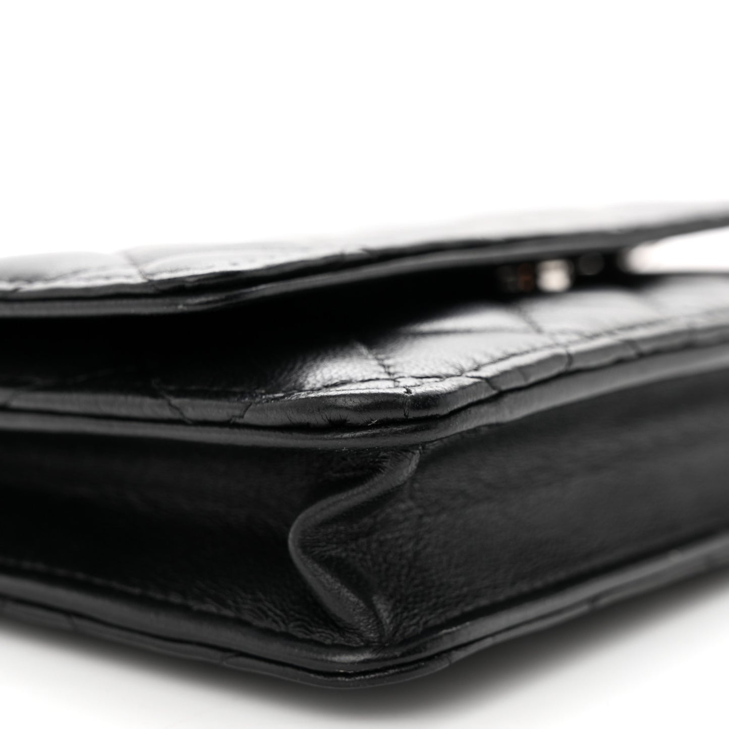 Lambskin Quilted Wallet On Chain WOC Black