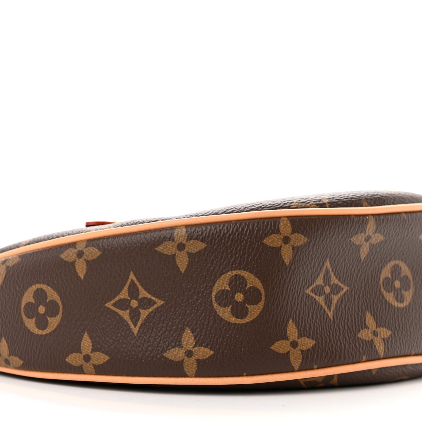 Monogram Loop