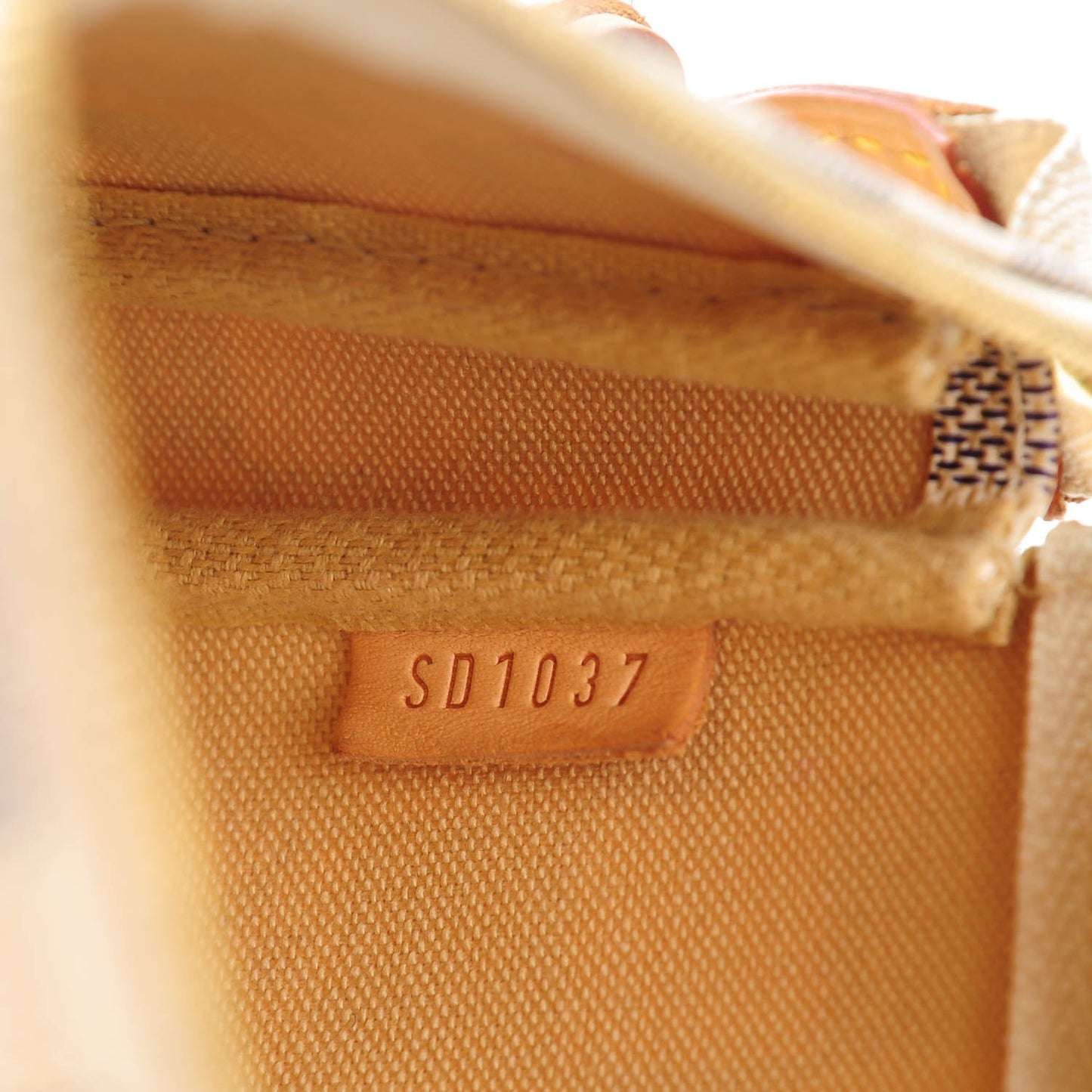 Damier Azur Pochette Accessories