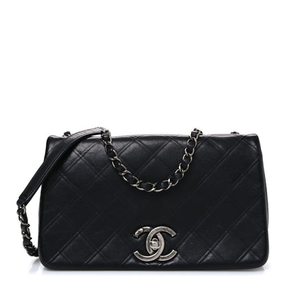 Chanel Calfskin Diamond Embossed Medium New Chic Flap Black 1 of 12
