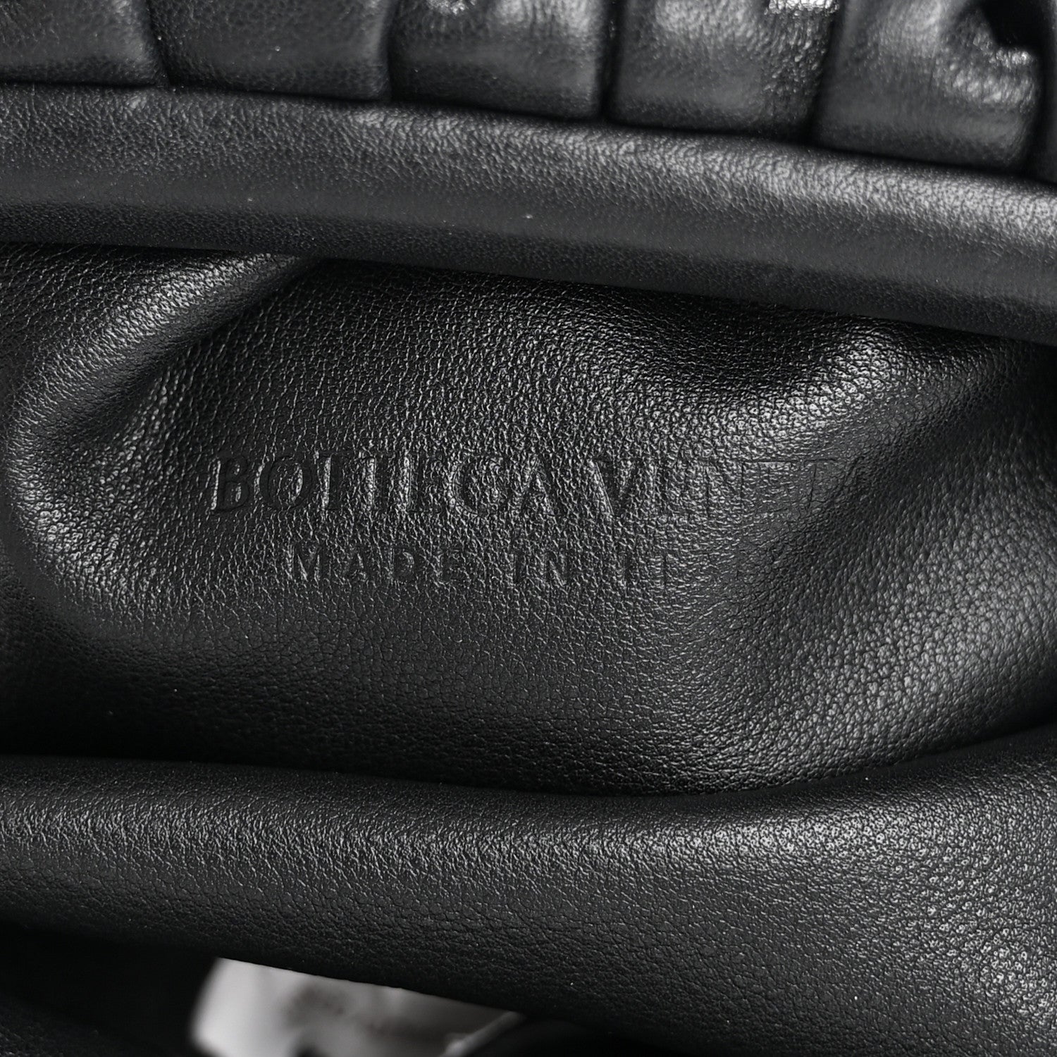 Bottega Veneta Smooth Butter Calf Teen Pouch Black 6 of 13