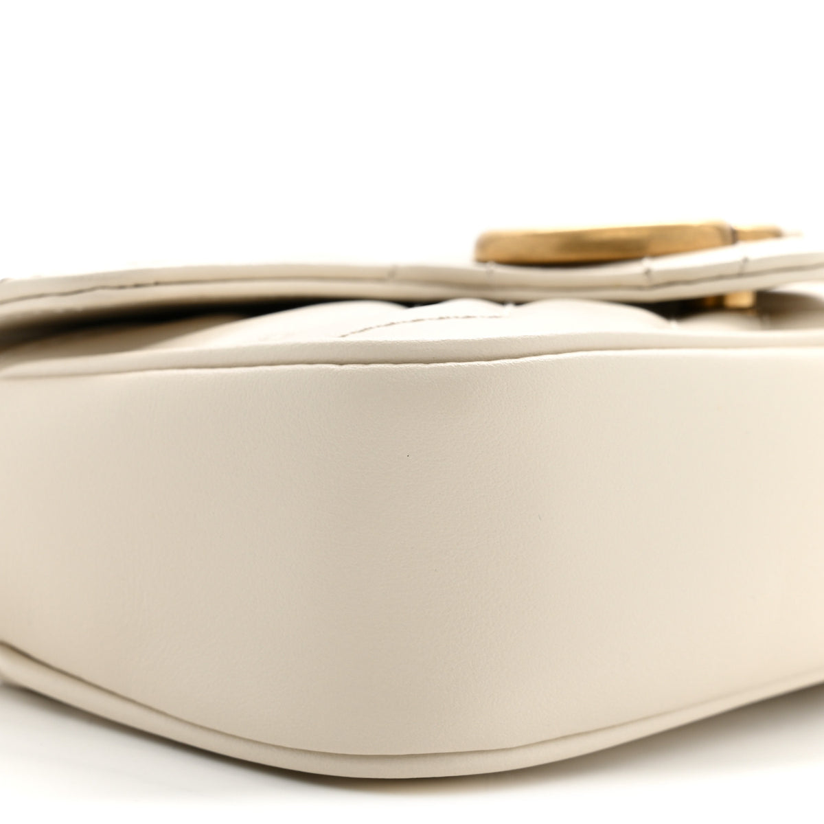 Calfskin Matelasse Super Mini GG Marmont Shoulder Bag White