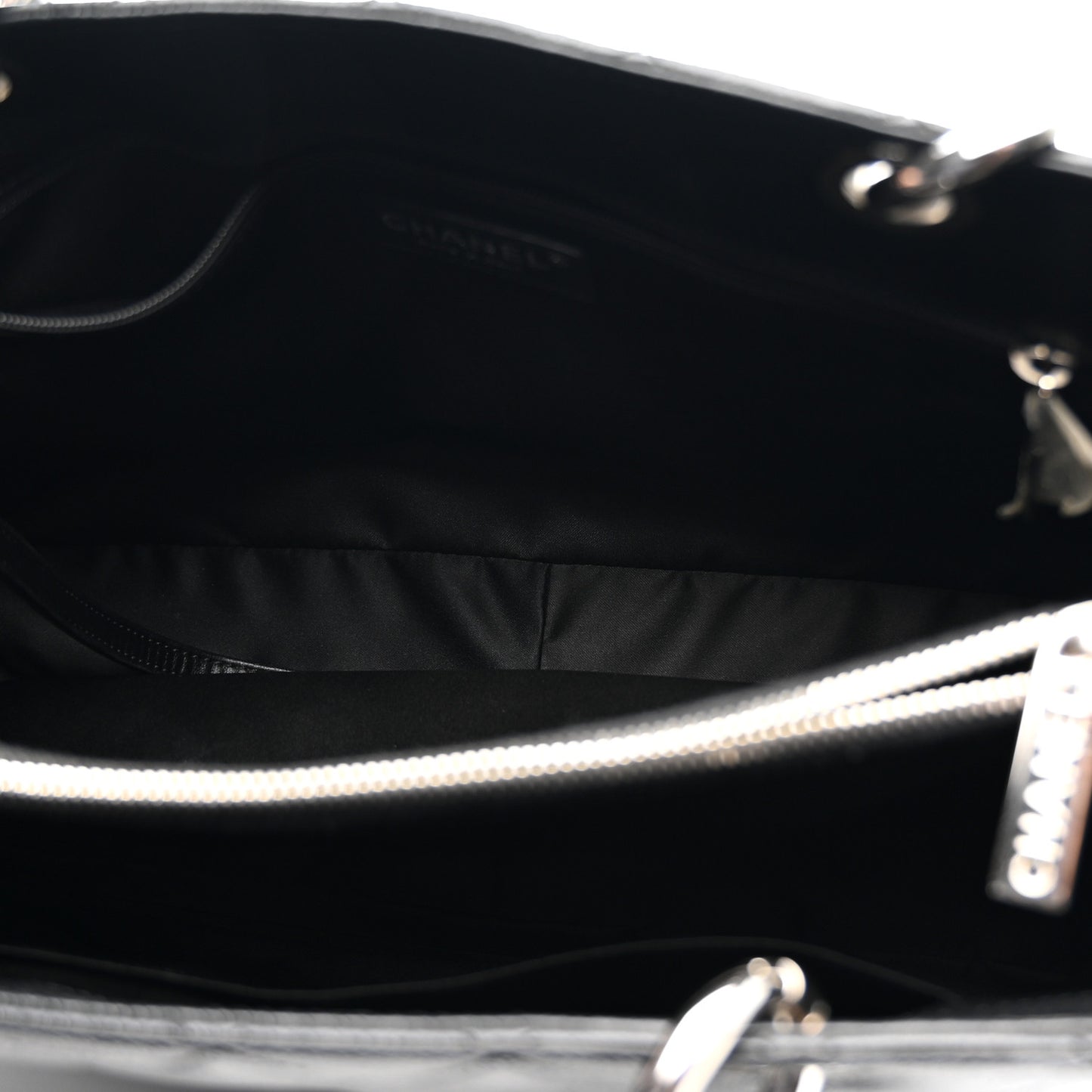 Caviar Quilted Grand Shopping Tote GST Black