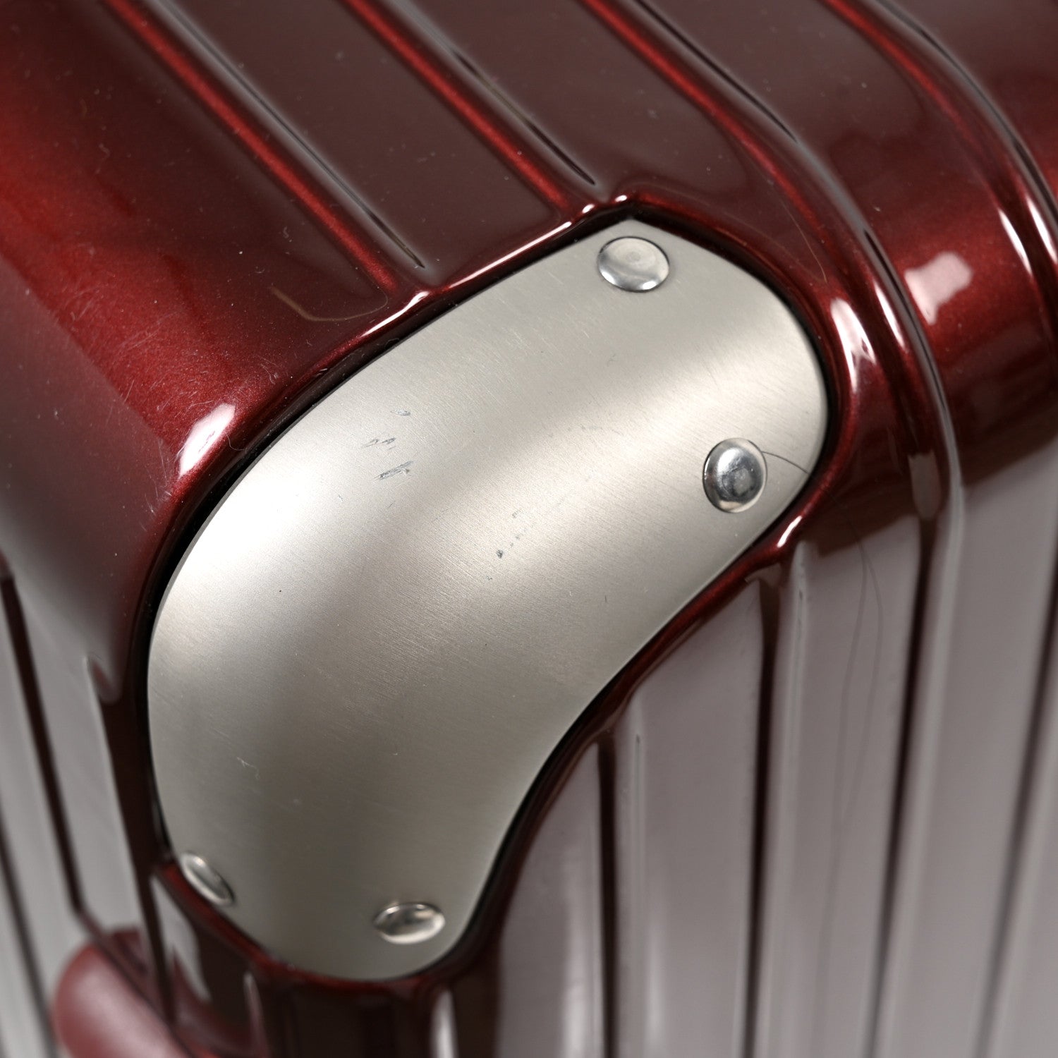 Rimowa Gloss Polycarbonate Aluminum Limbo 73 Carmona Red 1418548