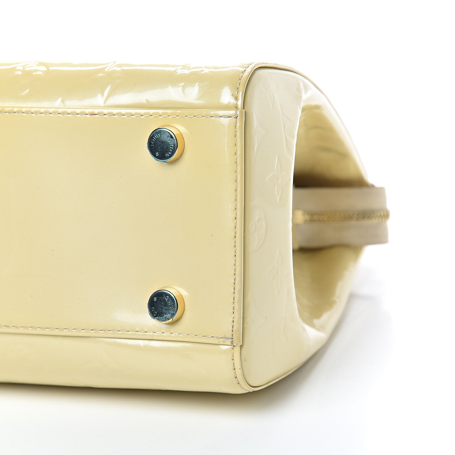 Louis Vuitton Vernis Brea GM Blanc Corail 9 of 17