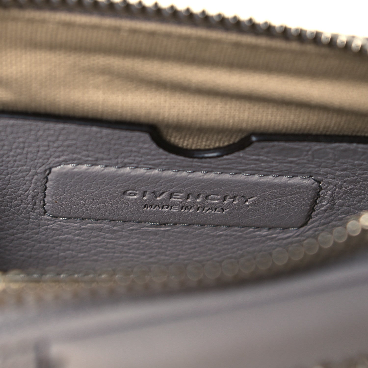 Givenchy Sugar Goatskin Nano Antigona Pearl Grey 6 of 6