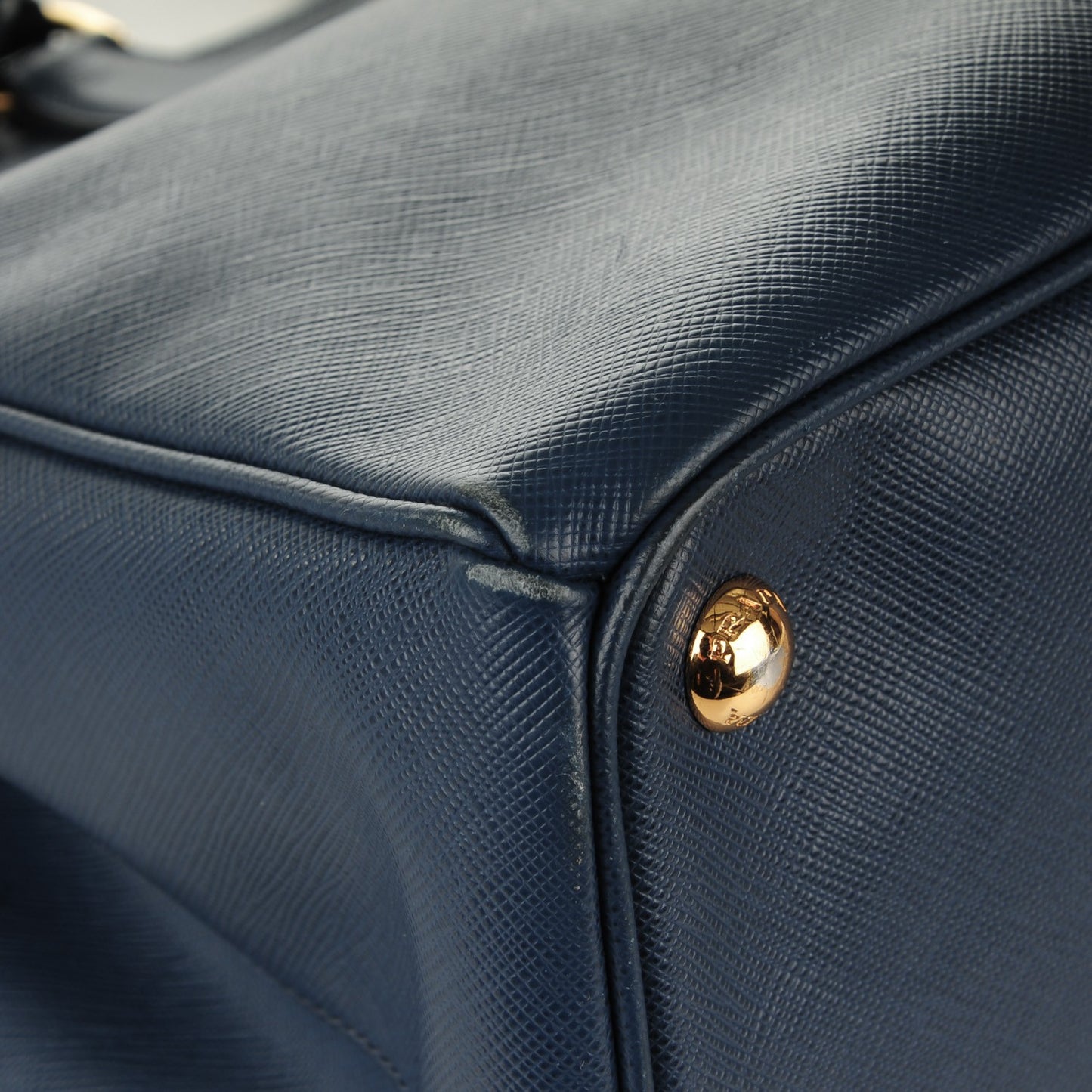 Saffiano Large Galleria Double Zip Tote Bluette