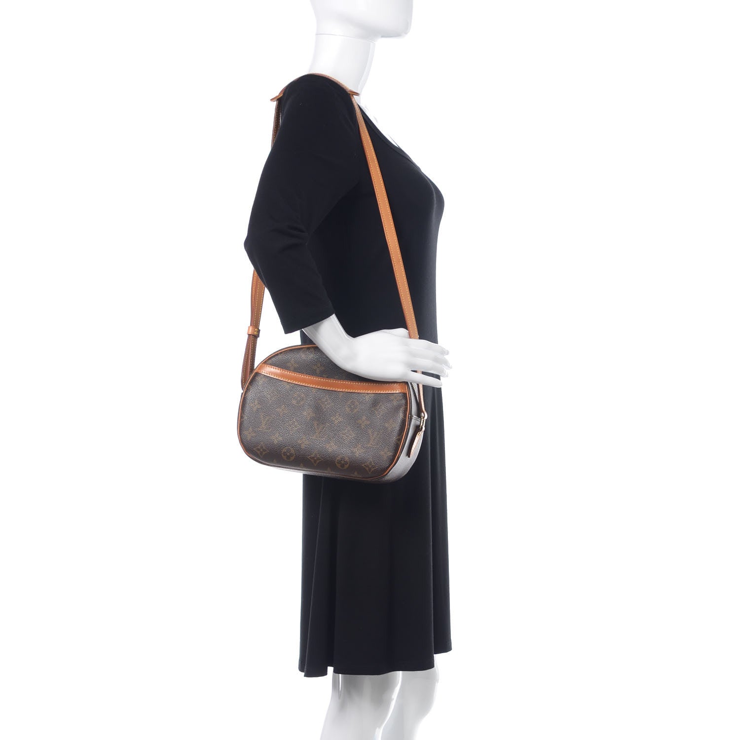 Louis Vuitton Monogram Blois 2 of 14