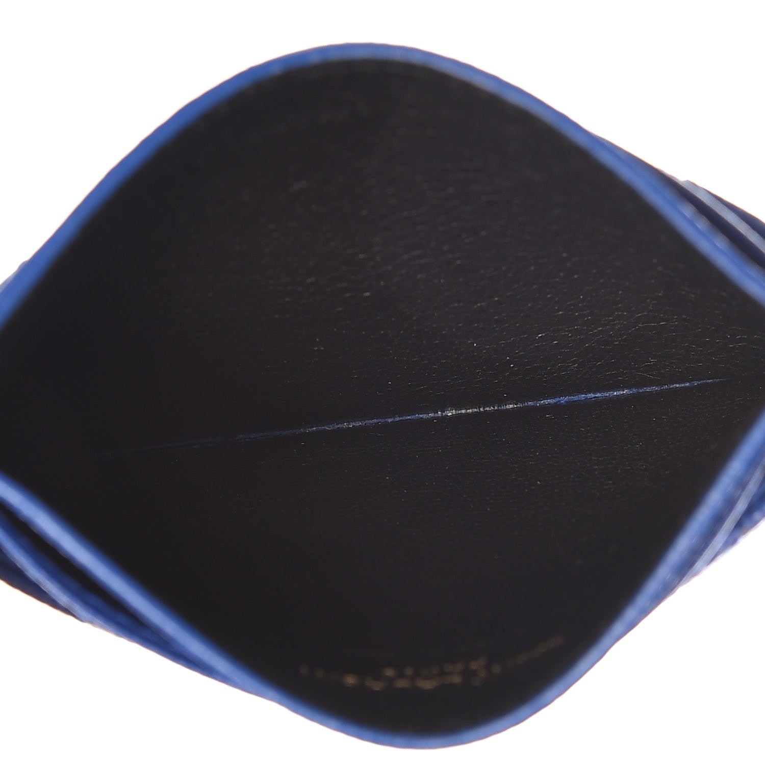 Saint Laurent Grain De Poudre Matelasse Monogram Credit Card Case Blue Majorelle 5 of 8