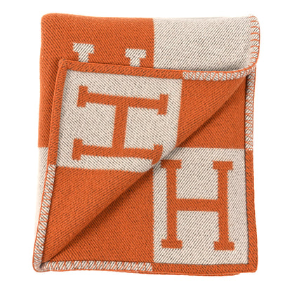 Hermes Wool Cashmere Signature Classic Avalon Blanket Ecru Potiron 2 of 3