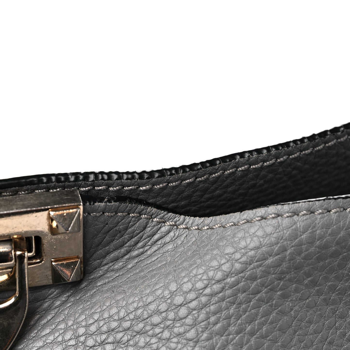 Pebbled Calfskin Small Rockstud Flip-Lock Messenger Bag Pebble