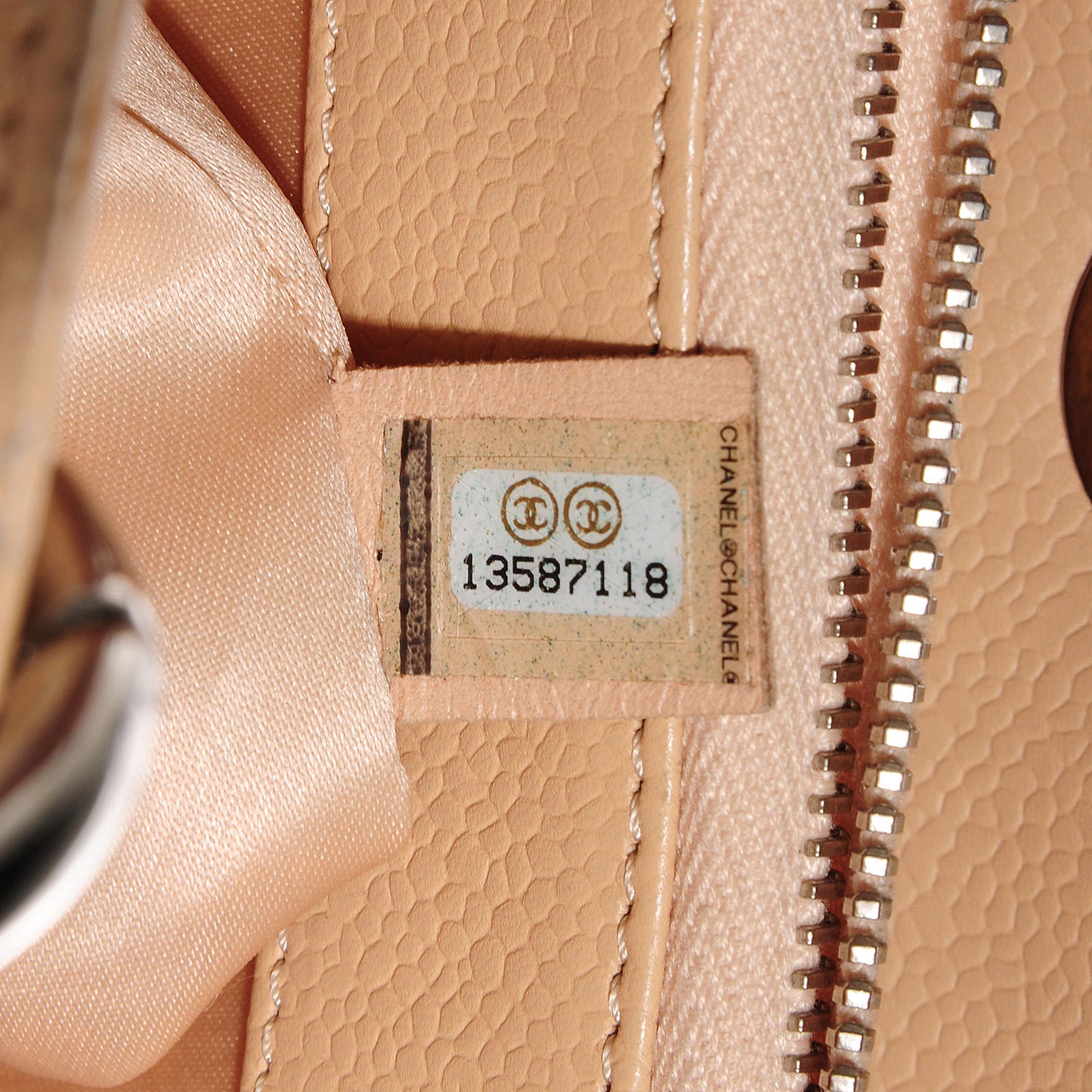 Caviar Quilted Grand Shopping Tote GST Beige Clair
