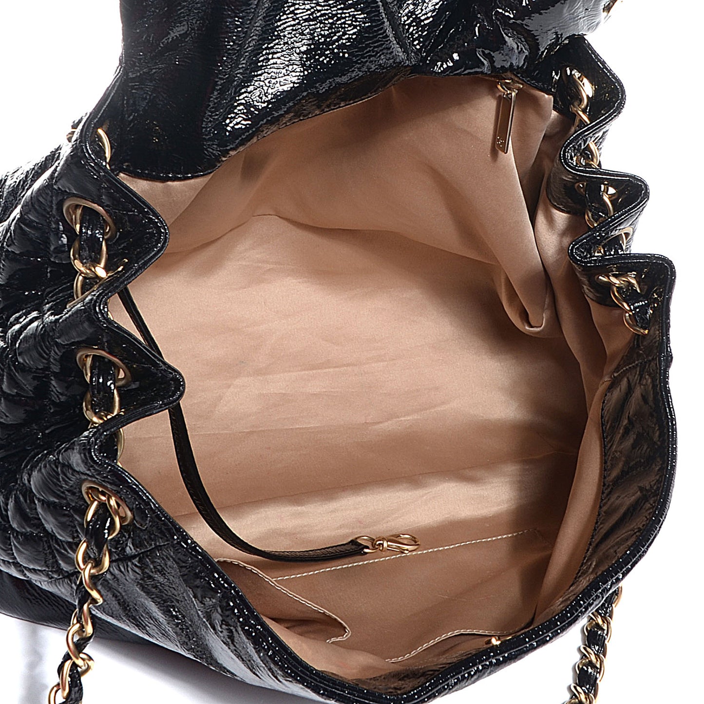 Vinyl Rock and Chain Medium Flap Black