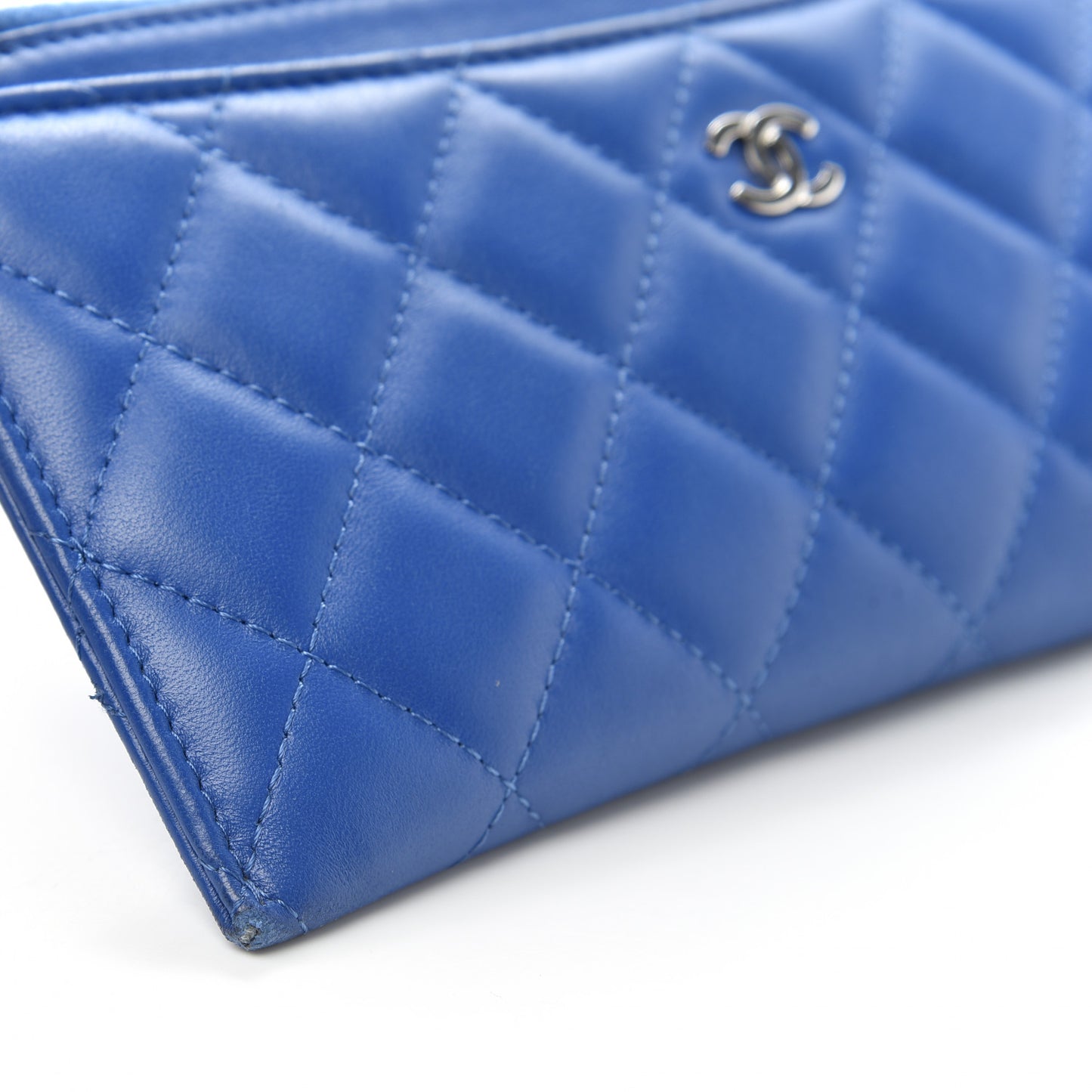Lambskin Quilted Classic Zip Pouch Blue