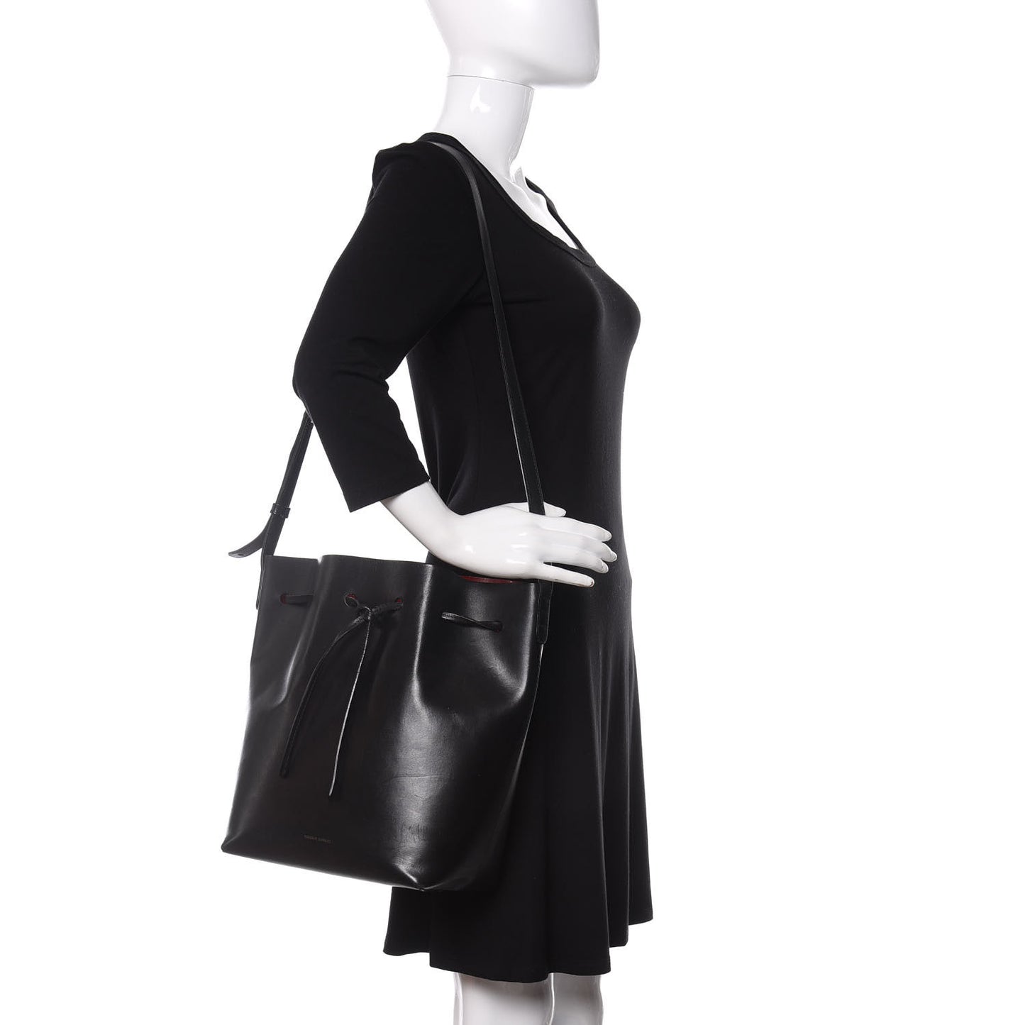 Vegetable Tanned Calfskin Bucket Bag Black Flamma