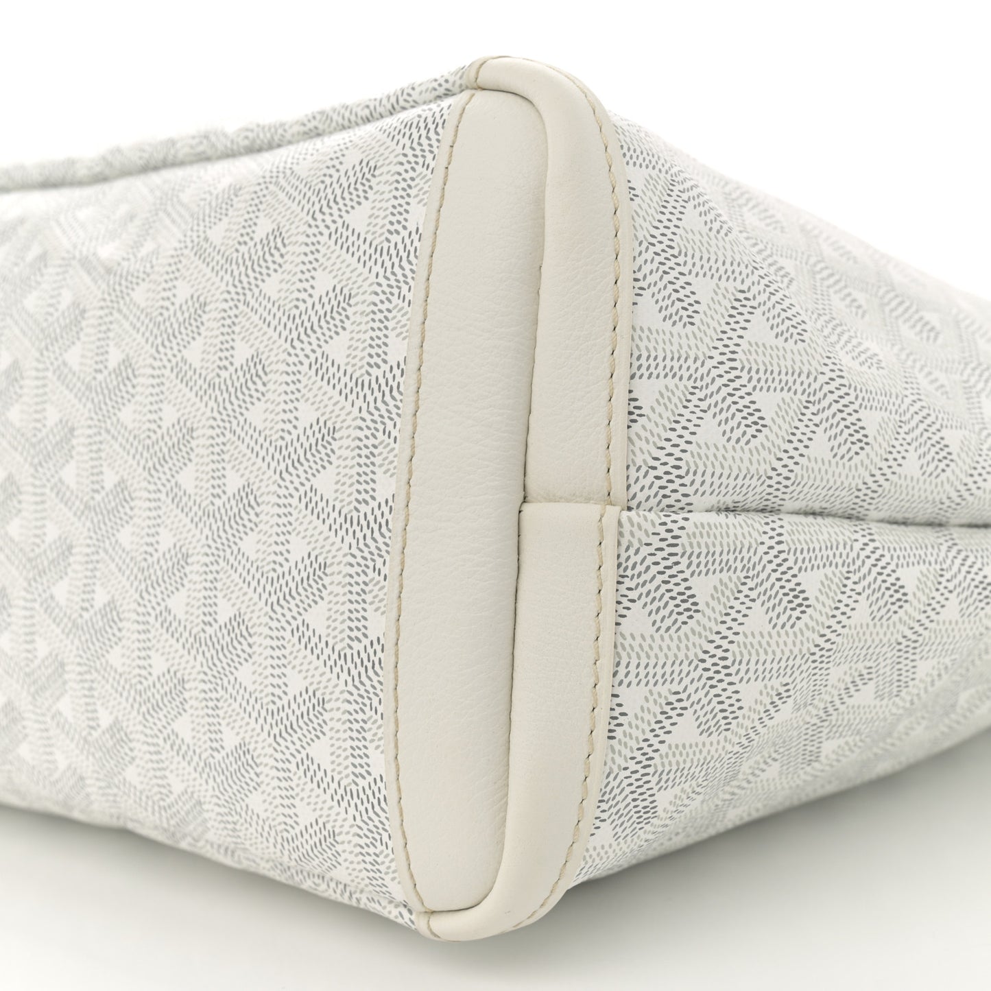 Goyardine Artois PM White