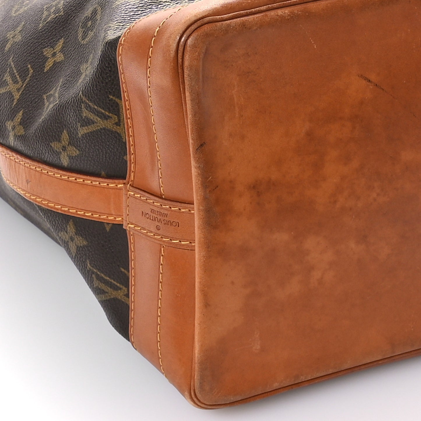 Monogram Noe