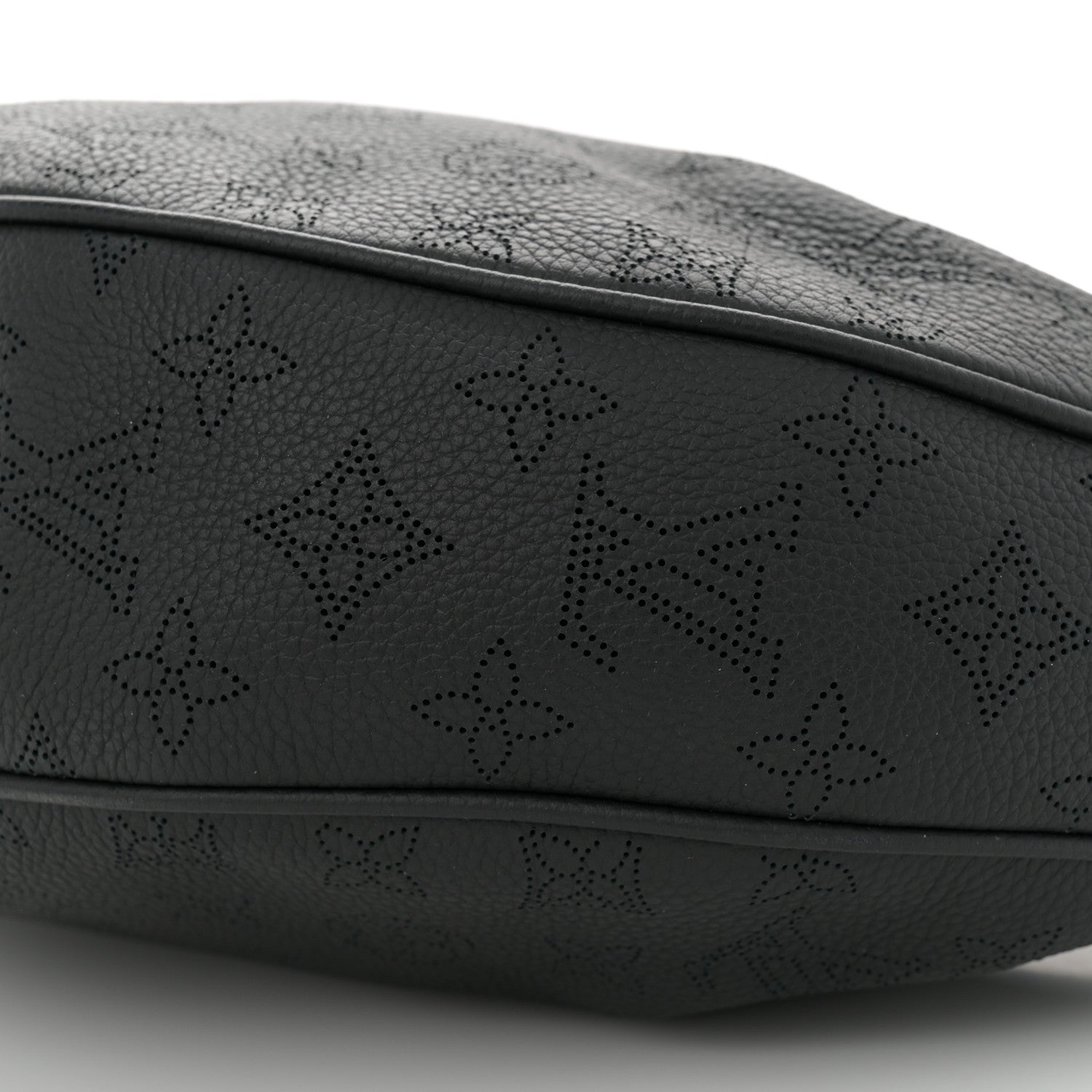 Louis Vuitton Mahina Baia MM Black 9 of 11
