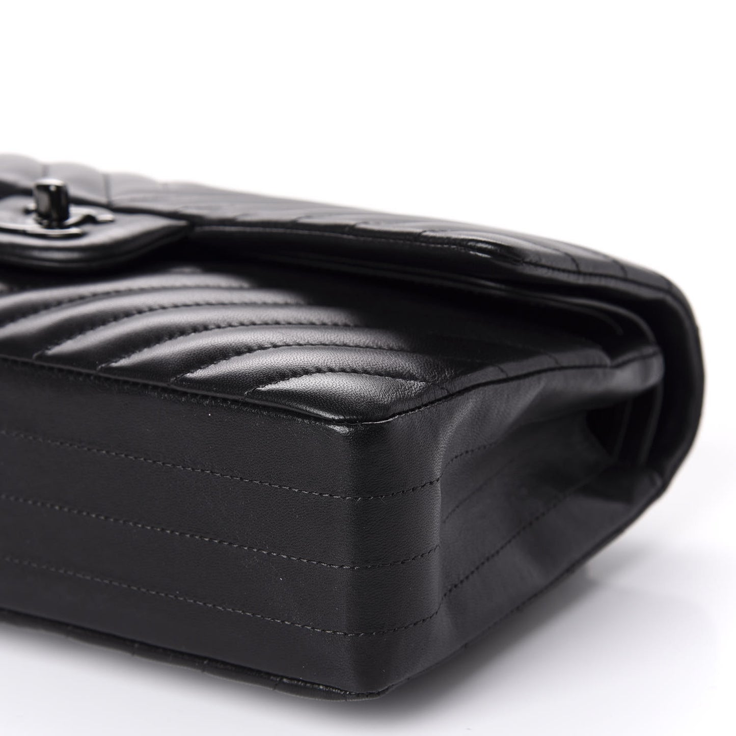 Lambskin Chevron Quilted Medium Double Flap So Black
