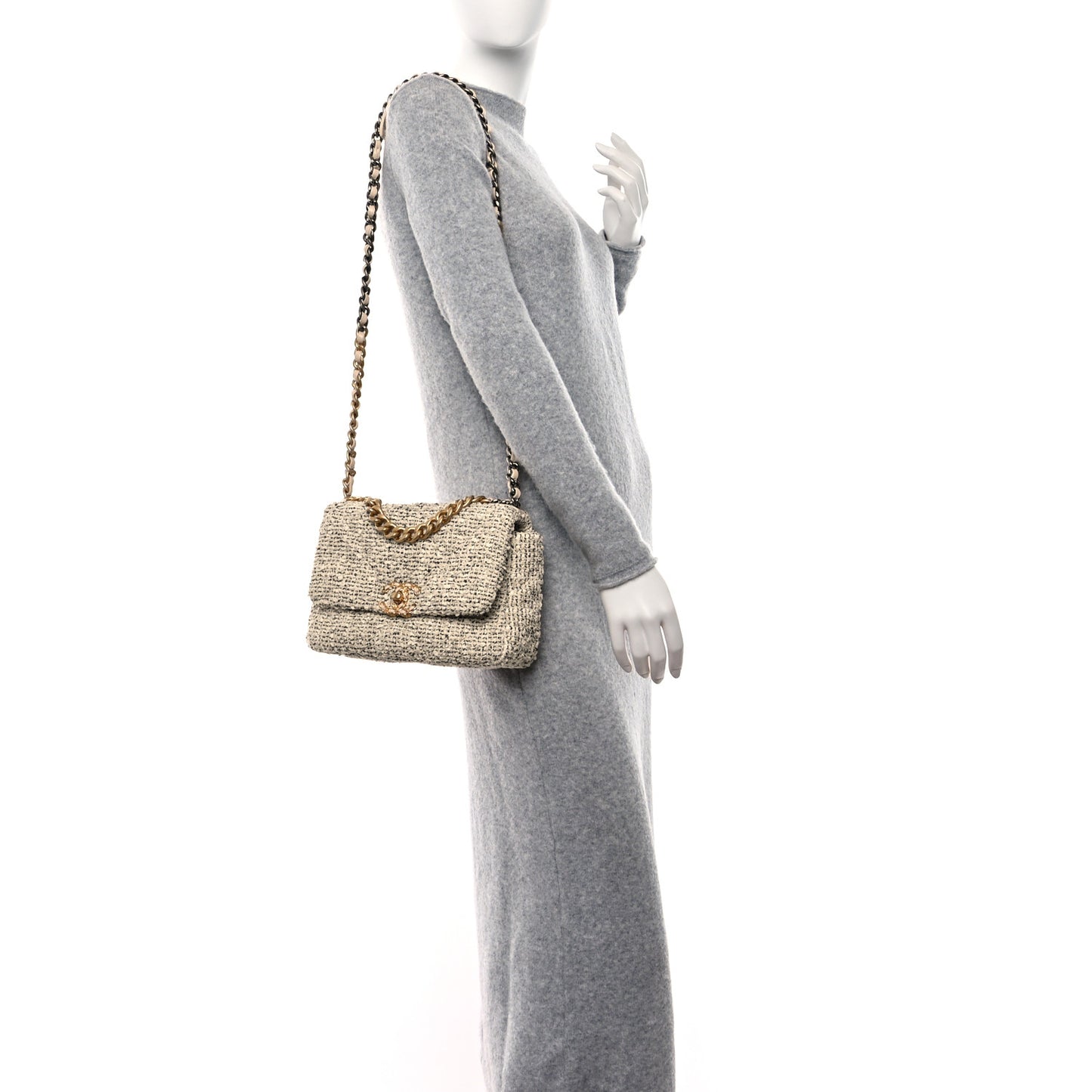 Tweed Quilted Medium Chanel 19 Flap Ecru Black